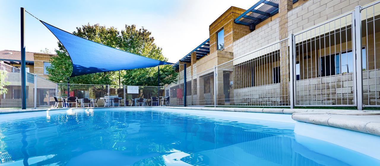 Quest Wagga Wagga Aparthotel Exterior photo